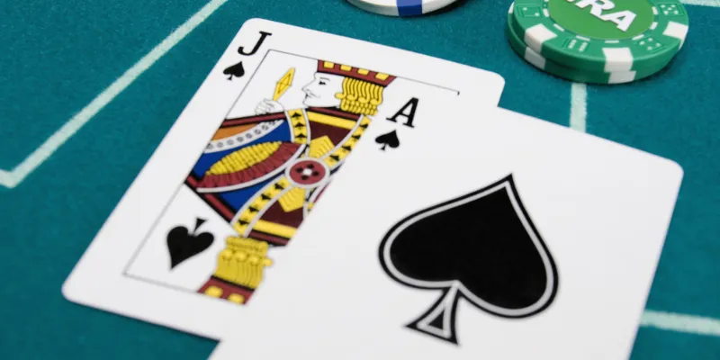 Các mẹo chơi xì dách cơ bản cho tân thủ