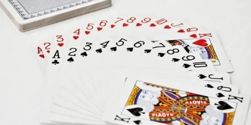 Chi tiết cách chơi bài Tiến lên