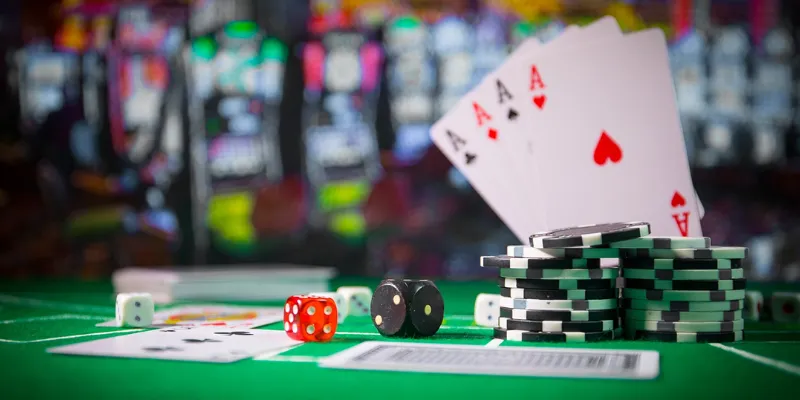 4 game đánh bài ăn tiền thật hot nhất 2024